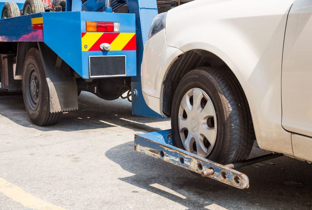 10 Situations Where a Flatbed Tow Truck Is Your Best Bet