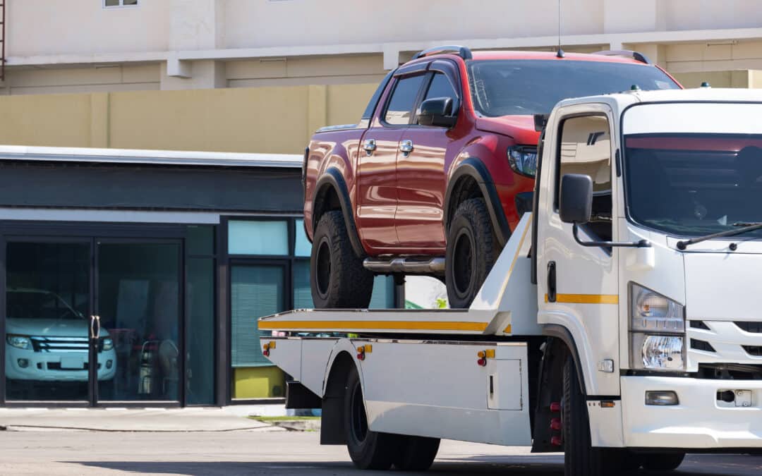 How Does Flatbed Towing Dallas Save You Time in Emergencies?