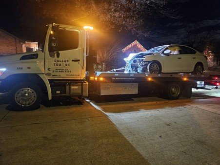 Can You Rely on 24/7 Emergency Towing in Dallas, TX Late Night?